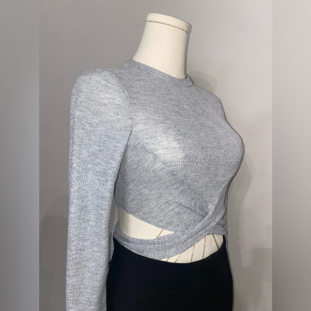 Jluxlabel grey long sleeve crop top with bow tied straps